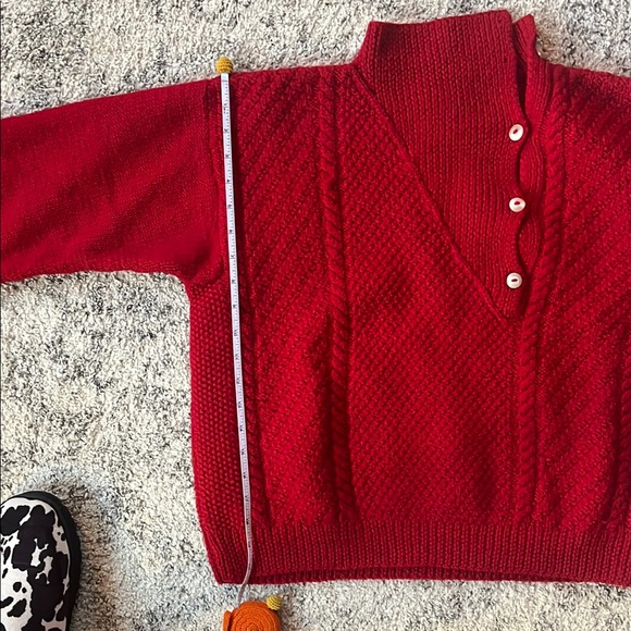 MADE IN URUGUAY Ladies medium Red Turtleneck Sweater 100% virgin wool hand knit - Picture 6 of 10